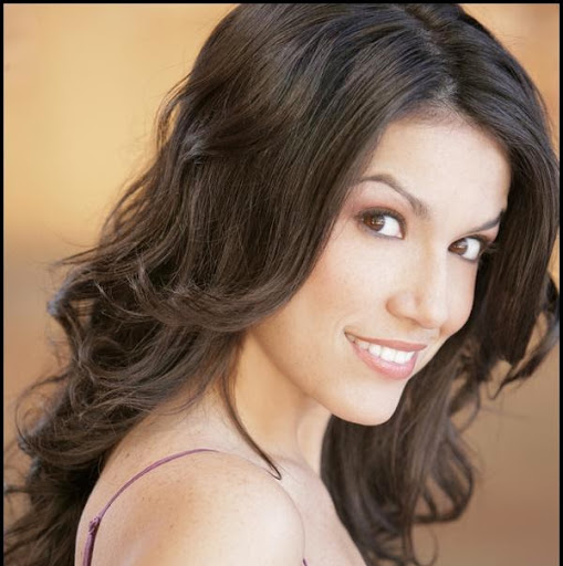 Amanda Avila Photo 39
