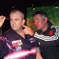 Mark Naughton Photo 36