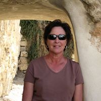 Carol Saunders Photo 16