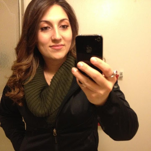 Julie Silva Photo 32