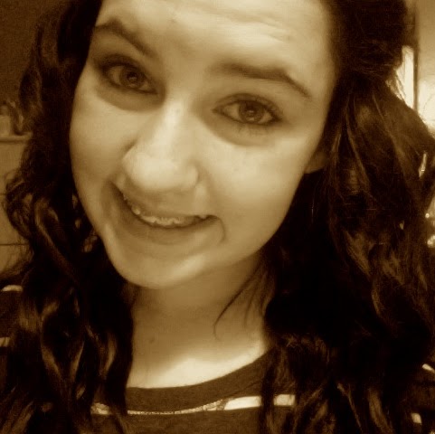 Emily Parnell Photo 25