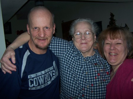 Linda Mullins Photo 32