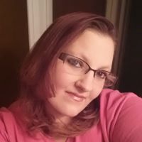 Sarah Lanham Photo 17