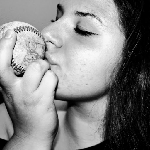 Stephanie Thacker Photo 10