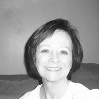 Robin Zimmerman Photo 28