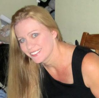 Amanda Richards Photo 11