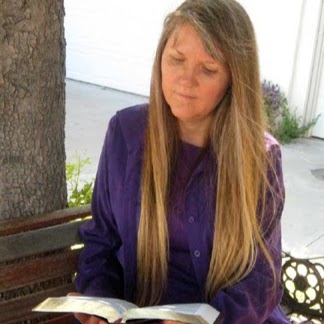 Linda Kirk Photo 12