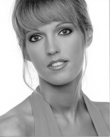 Pamela Thacker Photo 20