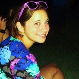 Julianne Thompson Photo 3
