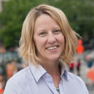 Elizabeth Rinehart Photo 27