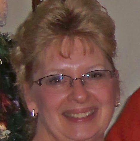 Annette Leonard Photo 35