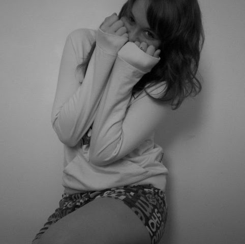 Danielle Lee Photo 40