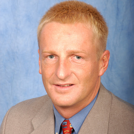 Harry Schneider Photo 37