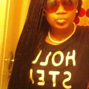 Yvette Moore Photo 13