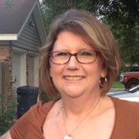 Lori Ainsworth Photo 8