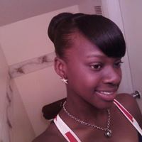 Tiffany Newland Photo 6
