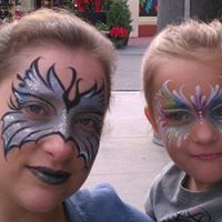Jennifer Lotz Photo 13