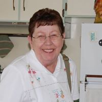 Irene Lange Photo 9