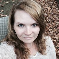 Jennifer Houser Photo 18