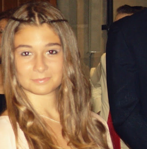 Julia Ortiz Photo 20