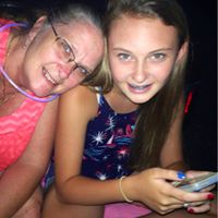 Terri Helms Photo 19
