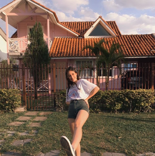 Isabelle Lopes Photo 8