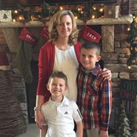 Sarah Hensley Photo 45
