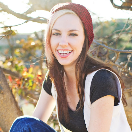 Erin Flynn Photo 44