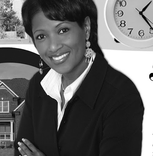 Regina Hayes Photo 21