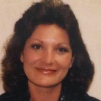 Debra Hart Photo 12