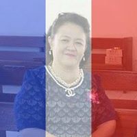 Elizabeth Phillip Photo 11