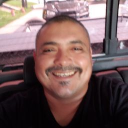 Raymond Lozano Photo 10