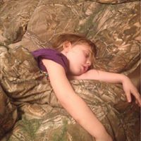 Stacie Schultz Photo 26