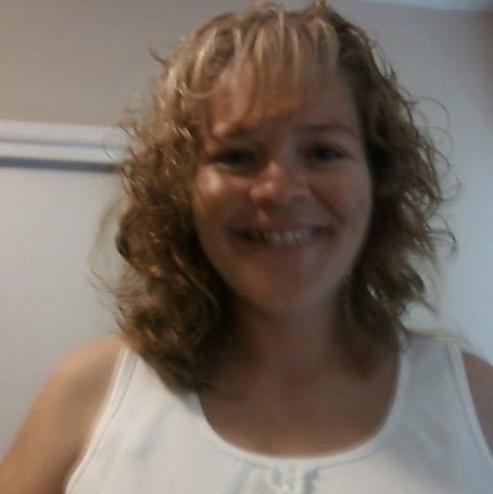 Michelle Almanza Photo 7