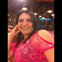 Claudia Plaza Photo 24