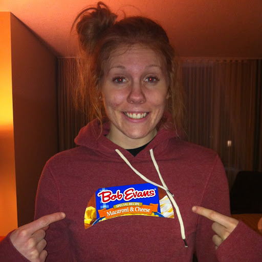 Cassie Quick Photo 13