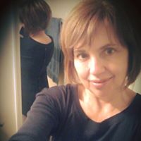 Lisa Little Photo 20