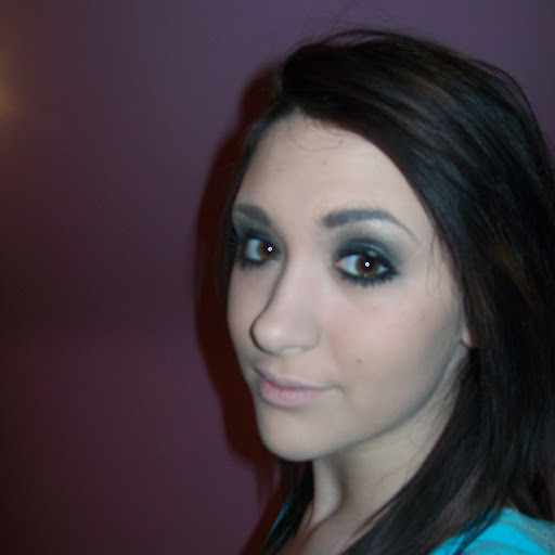 Vicky Kelly Photo 33