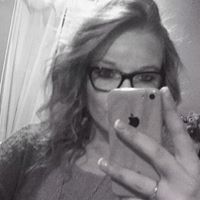 Erin Simmons Photo 41