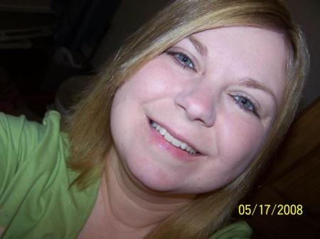 Jennifer Horvath Photo 35