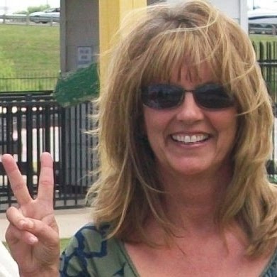 Terri Gardner Photo 32