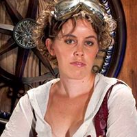 Annie Hudson Photo 12