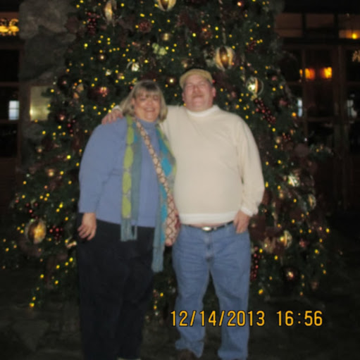 Lisa Bowman Photo 34