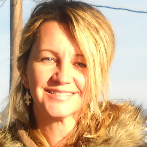 Sonja Howell Photo 15