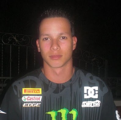 Hector Santos Photo 31