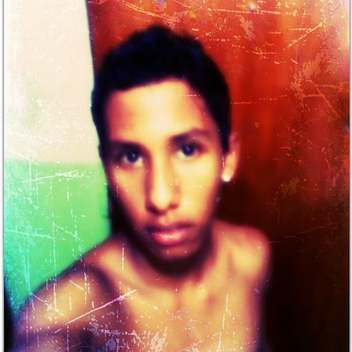 Edward Castillo Photo 5