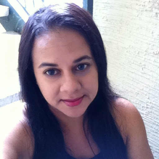 Frances Alvarez Photo 37
