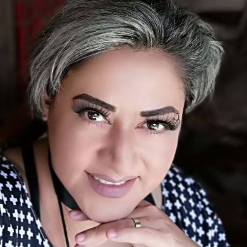 Veronica Mora Photo 12