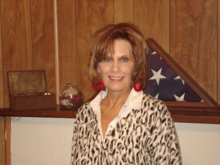 Carolyn Howe Photo 15