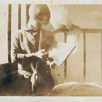 Ellen Edwards Photo 49